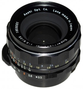 (C-Mount) Super-Takumar 35mm Lens (35mm)