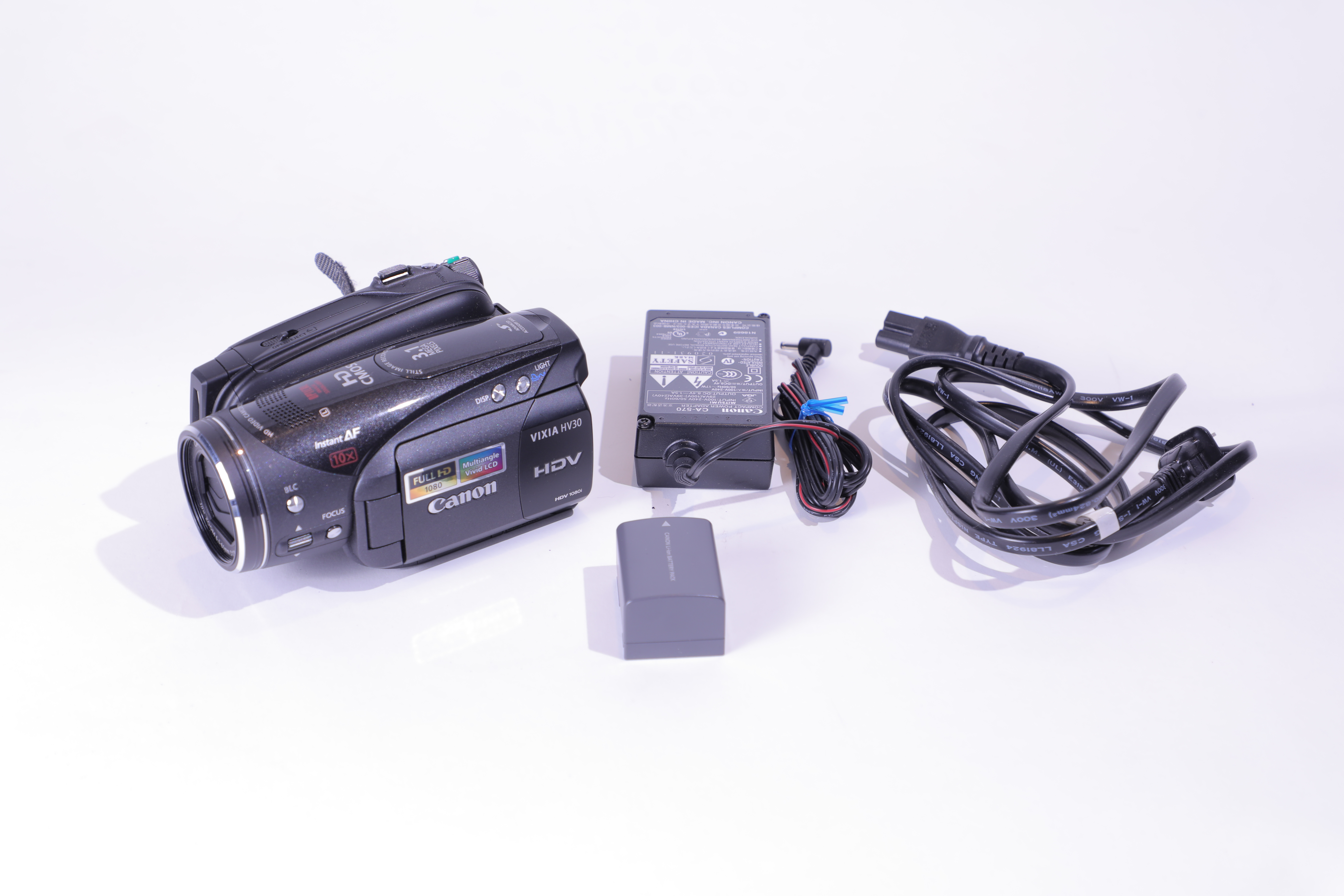 Canon VIXIA HV30 - MiniDV Handycam