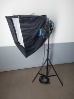 ARRI 650W Fresnel with Speed Ring #1